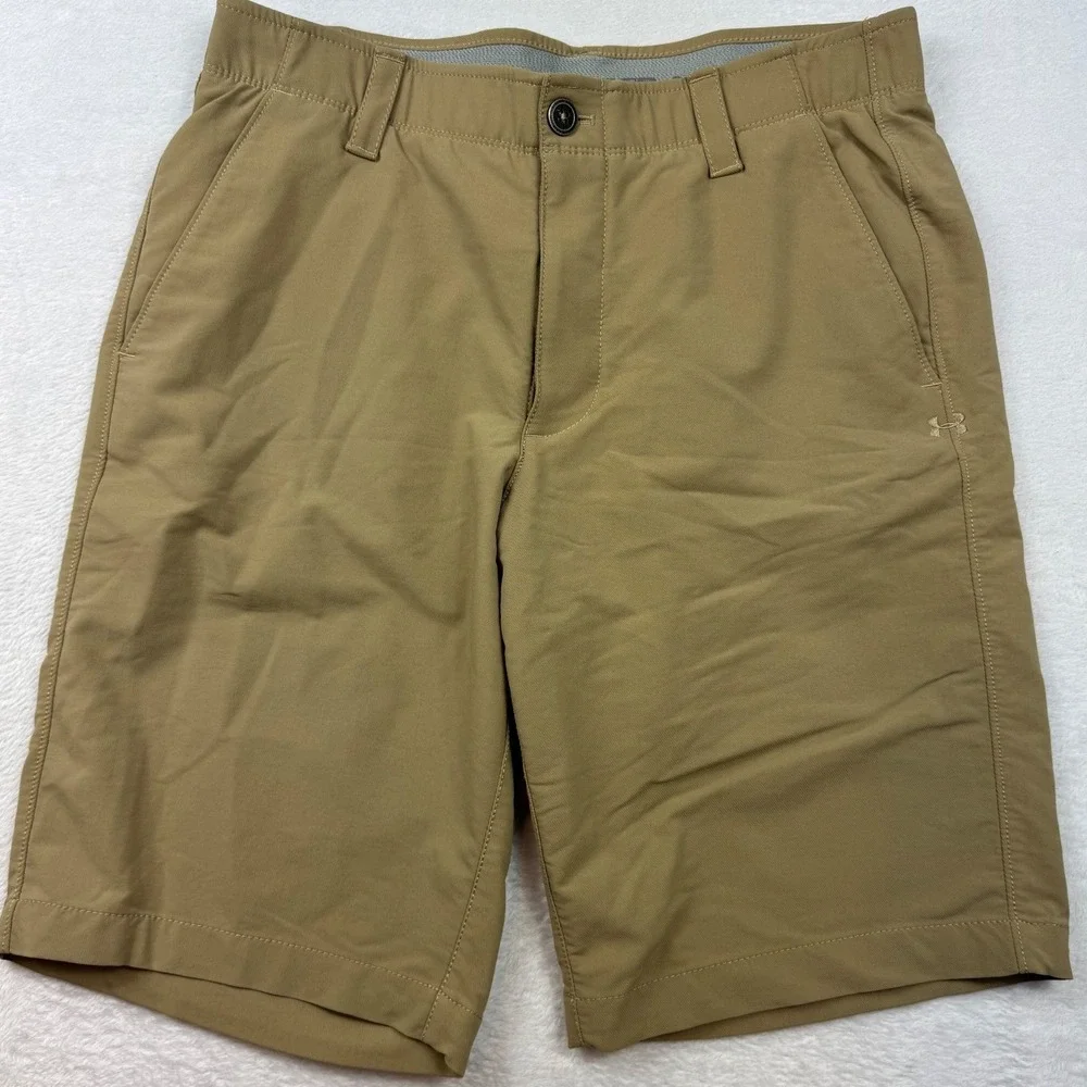 Under Armour Mens HeatGear Golf Shorts Tan Khaki Loose Fit Size 32 Performance